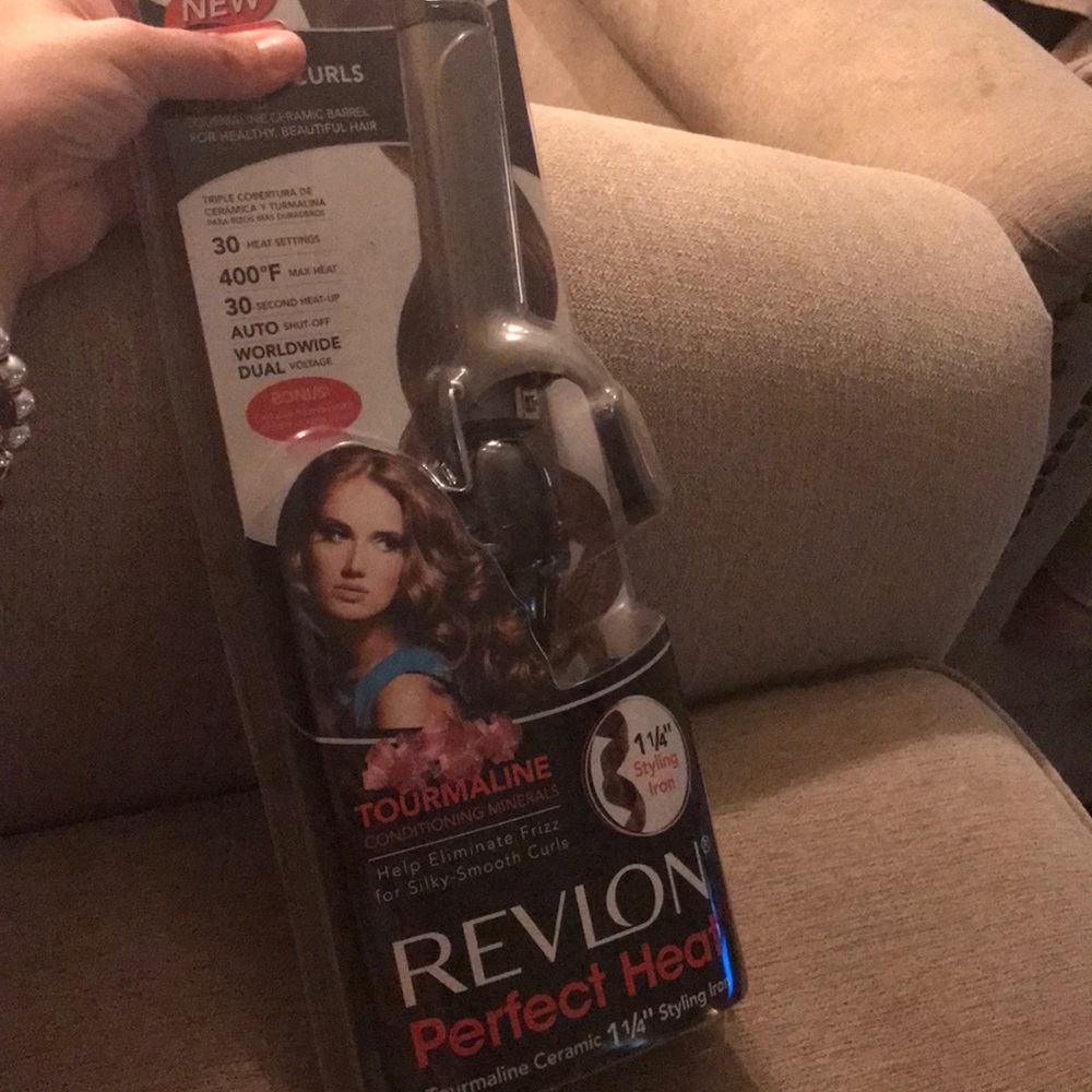 Brand New Curling Iron